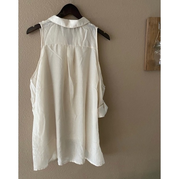 Button Down Open Shoulder Blouse - Picture 3 of 4